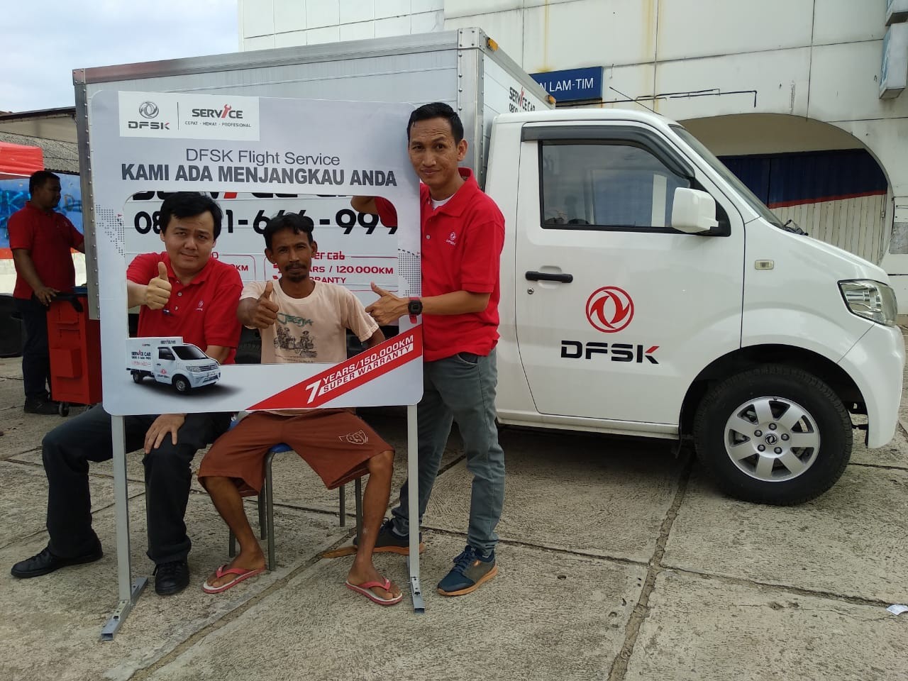 DFSK Flight Service Sambangi Konsumen di Lampung